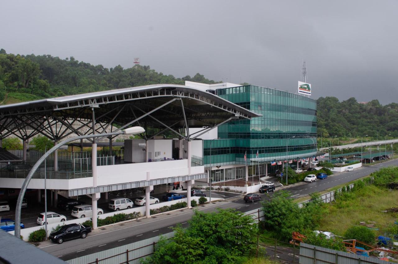 Aeropod Suites By Calvin Kota Kinabalu Exterior foto
